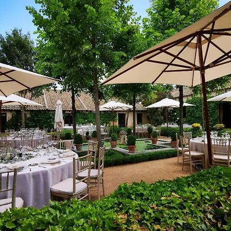 Caserio De Lobones 5*