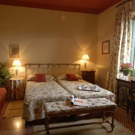 Caserio De Lobones 5*