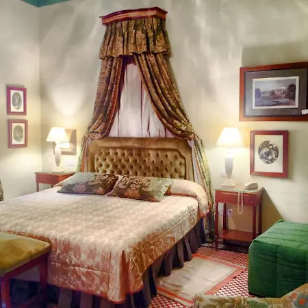 Caserio De Lobones 5*