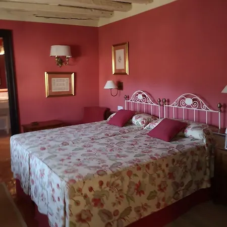 Caserio De Lobones 5* Segovia