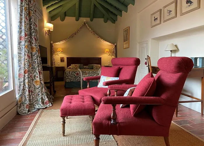 Caserio De Lobones 호텔 발베르데델마하노