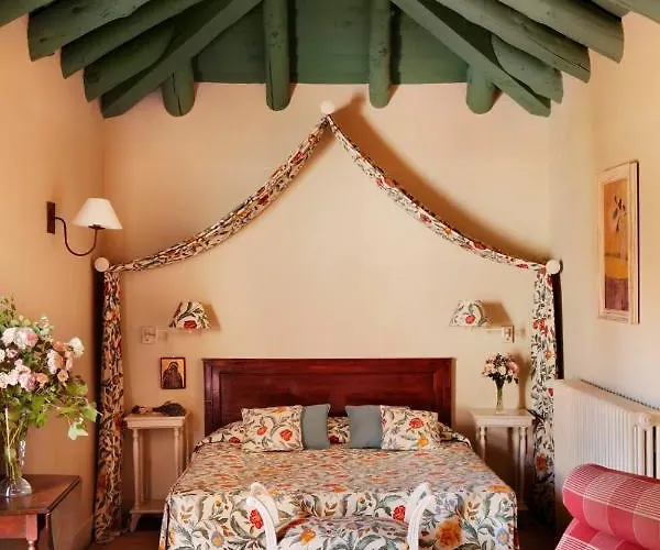 Caserio De Lobones 호텔 5*