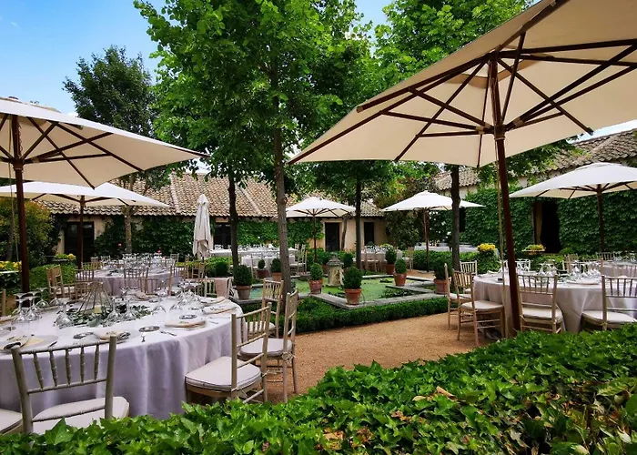 Caserio De Lobones 5*