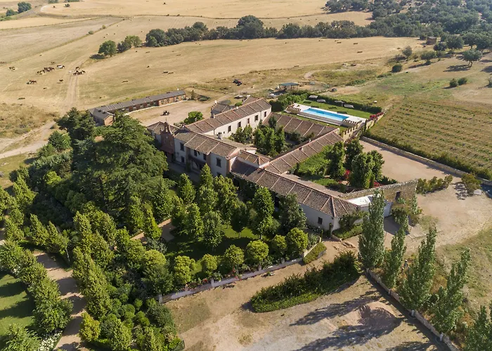 Caserio De Lobones 호텔 발베르데델마하노