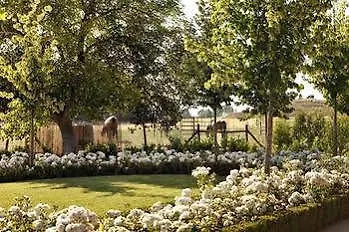 Caserio De Lobones 호텔