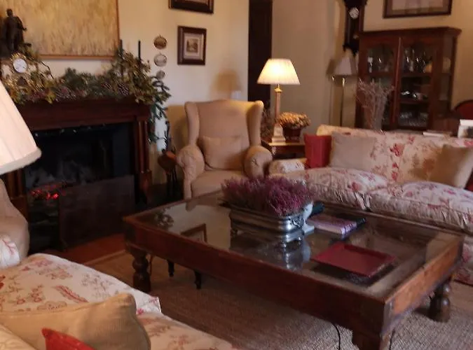 Caserio De Lobones 발베르데델마하노